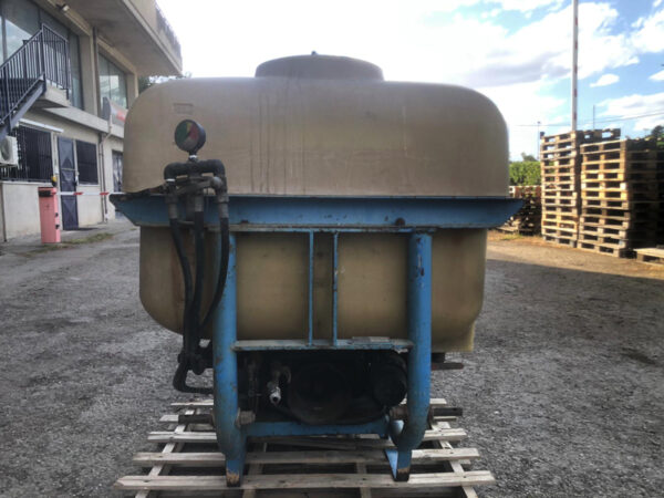 Atomizzatore agricolo Nobili portato da 300 Litri